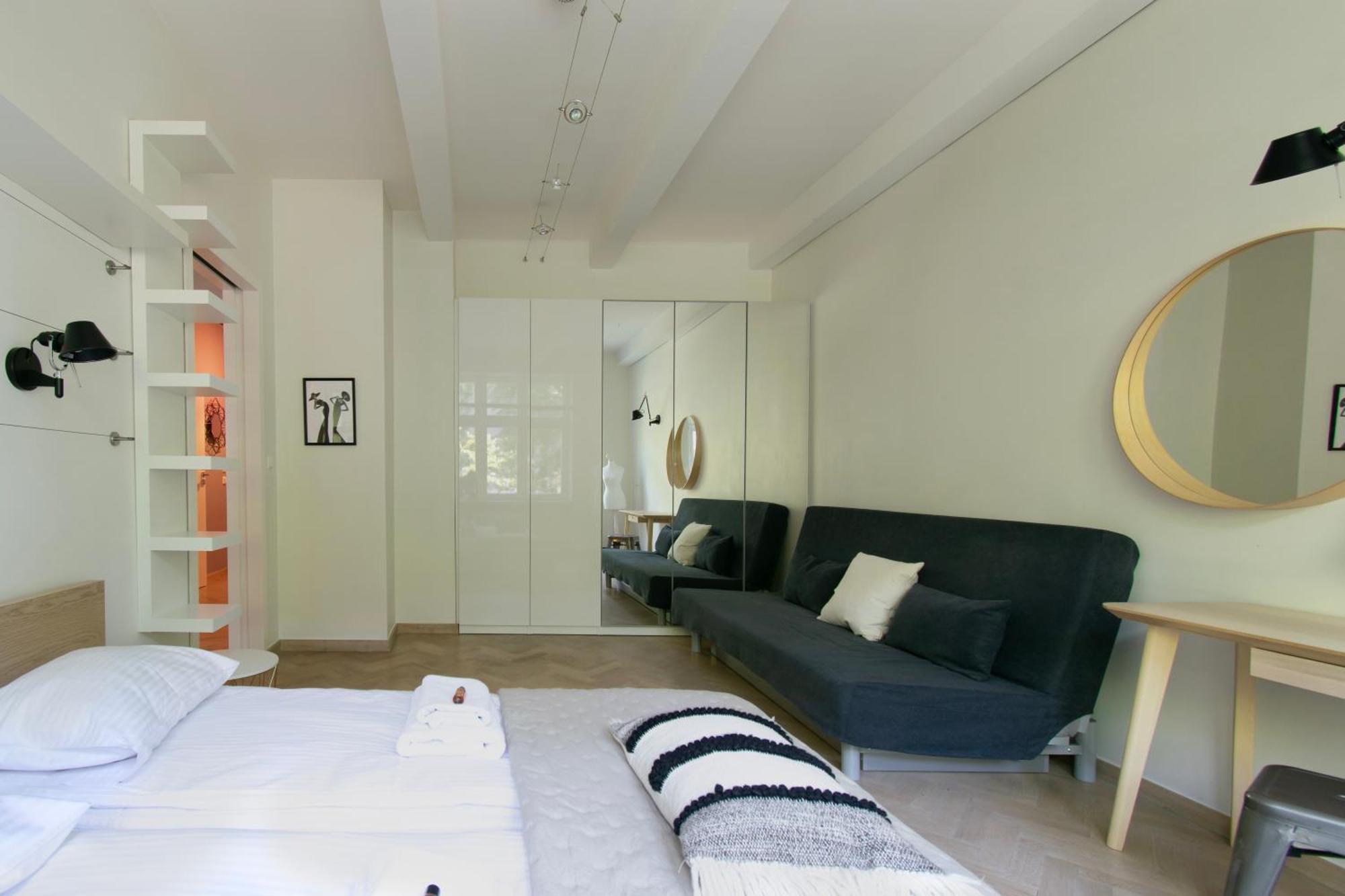 Spacious 3Br Apartment With Ac In Living Room, 2 Balconies Krakow Exterior photo