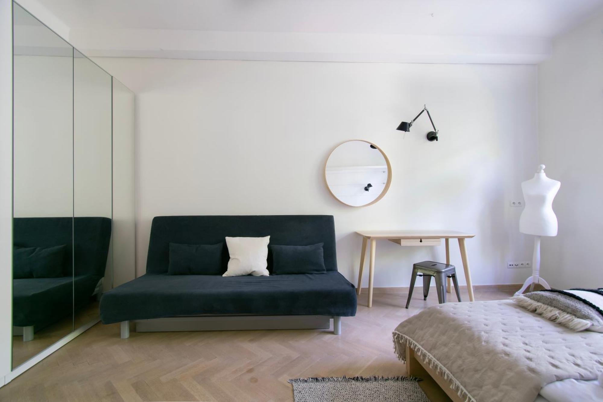 Spacious 3Br Apartment With Ac In Living Room, 2 Balconies Krakow Exterior photo